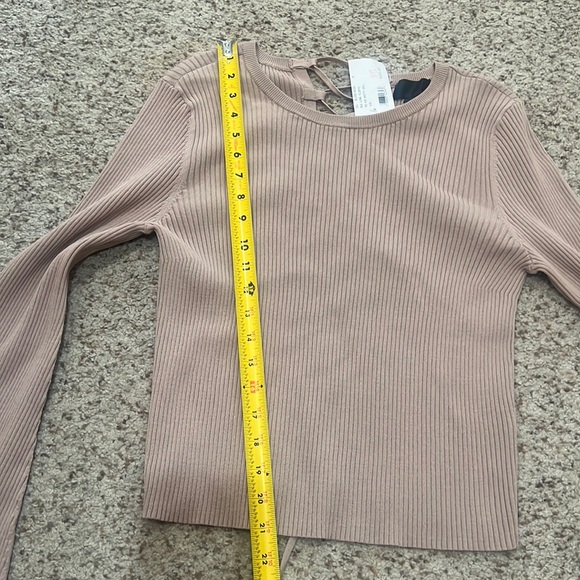 INTERMIX Mia Back Lace Up Knit flare Sleeves beige closet‎ capsule Sweate… - Picture 14 of 15